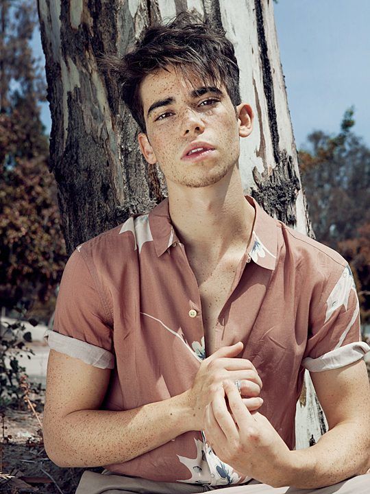 Carlos của Descendants - Cameron Boyce qua đời ở tuổi 20
