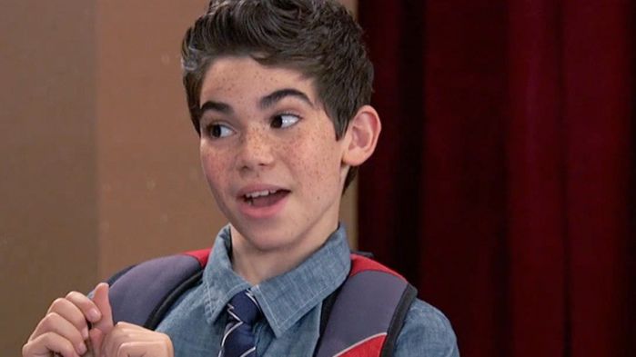 Carlos của Descendants - Cameron Boyce qua đời ở tuổi 20