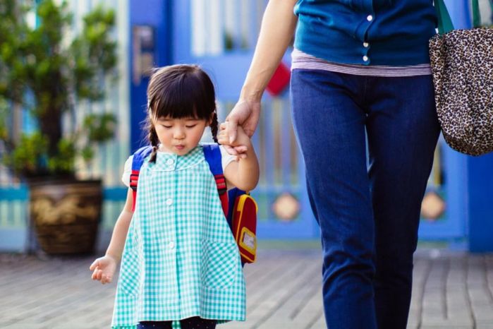 Tôi bật khóc khi nghe con nói: “Mẹ ơi, mẹ nhớ đón con sớm nhé!”