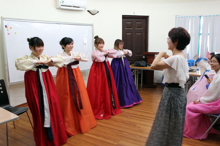 Chuyện buồn của những cô dâu Việt ở Hàn