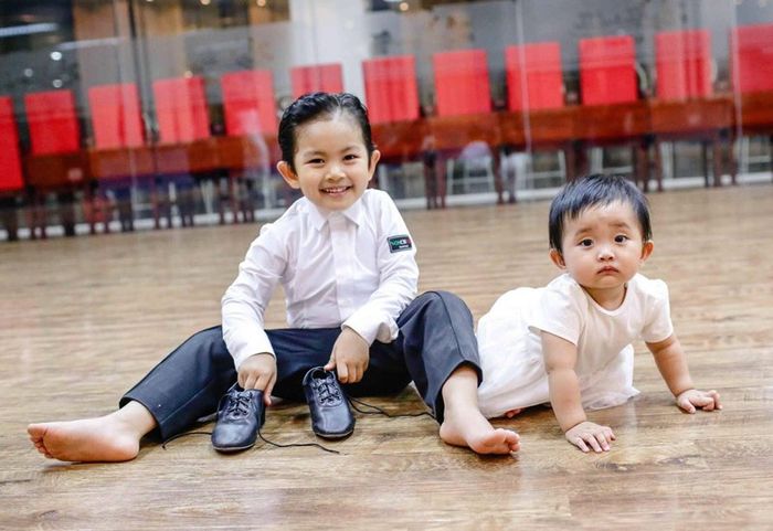 Con sao Việt đẹp xuất sắc từ “trong trứng nước”, càng lớn càng xinh