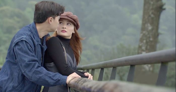 Cuộc tình dù đúng dù sai, ai yêu trước người ấy khổ