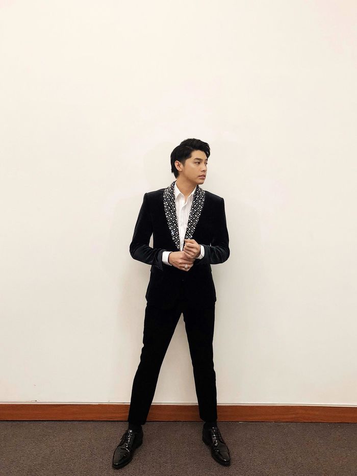 Dàn ca sĩ tuổi teen đình đám một thời của Vpop giờ ra sao?