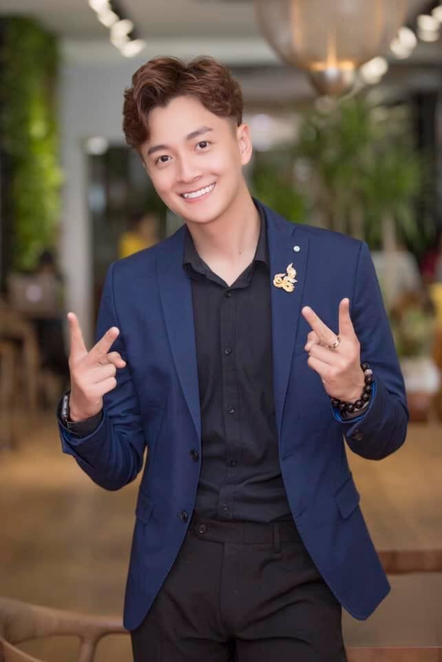 Dàn ca sĩ tuổi teen đình đám một thời của Vpop giờ ra sao?