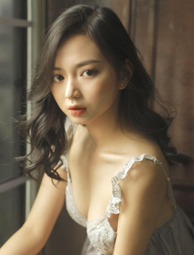 Dàn hot girl thế hệ sở hữu combo mặt xinh - ngực khủng