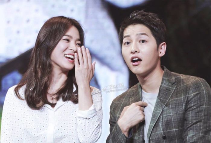 Đọ nhan sắc Song Hye Kyo và 4 mỹ nhân nóng bỏng vây quanh Joong Ki