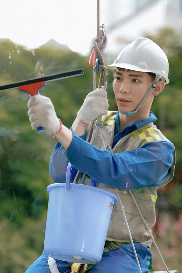 Erik đã biết cách giữ người yêu bên mình trong MV ballad mới