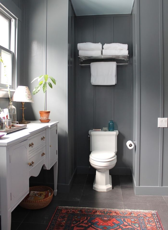 Giải thích lý do vì sao chúng ta đi toilet ngay sau khi vừa đi xa về
