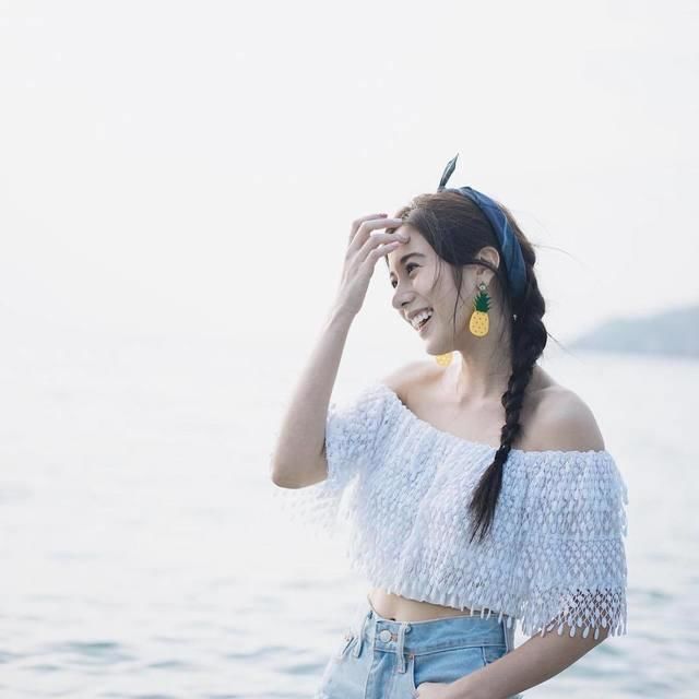 Giữ cho mái tóc luôn bền màu khi đi bơi: tưởng dễ mà khó