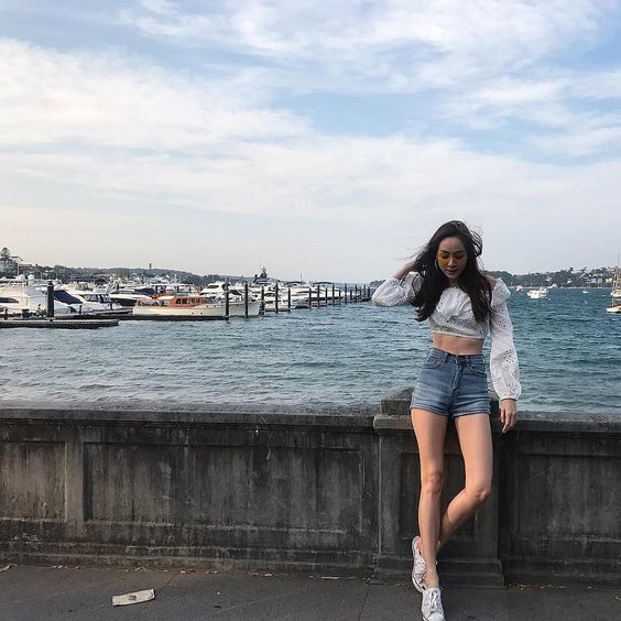 Giữ cho mái tóc luôn bền màu khi đi bơi: tưởng dễ mà khó