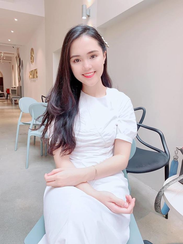 Gu chọn bạn gái của cầu thủ giống nhau đến không ngờ: Giỏi và xinh