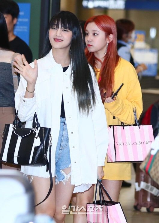 Đọ nhan sắc gần đây của BLACKPINK và (G)-IDLE