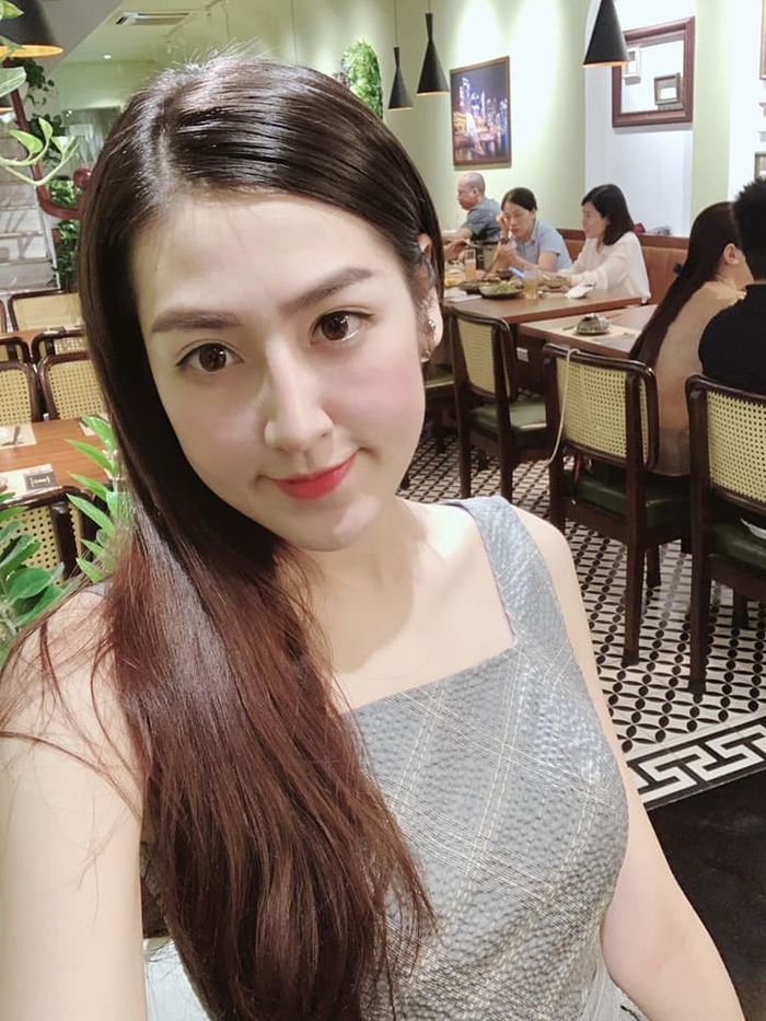 Hà Hồ lấp lửng sinh con cho Kim Lý, H'Hen Niê như bà thím vì kiểu tóc