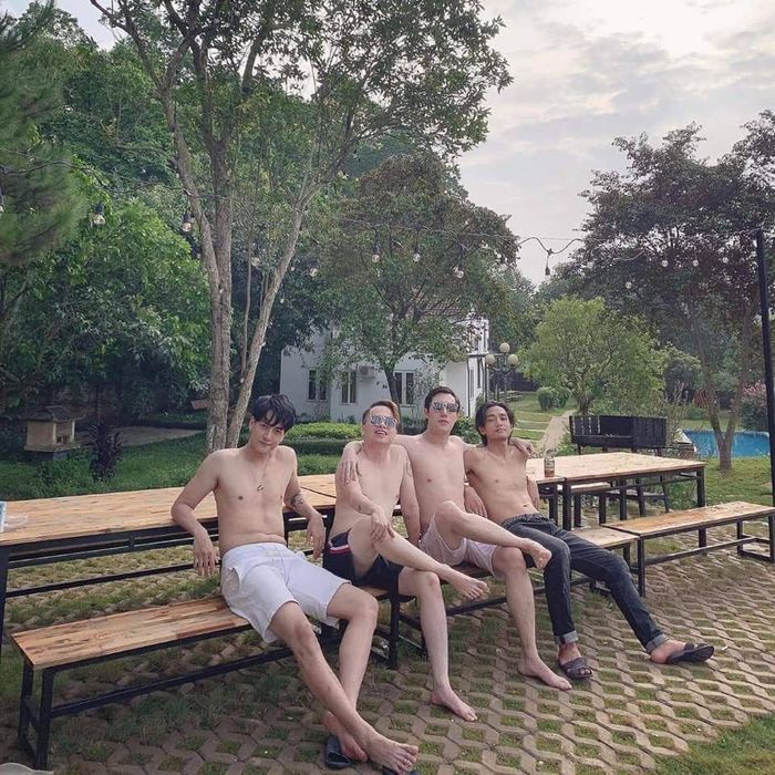 Hiền Hồ - Bùi Anh Tuấn lộ ảnh hẹn hò, Bà 5 Bống Duy Khánh sang Mỹ