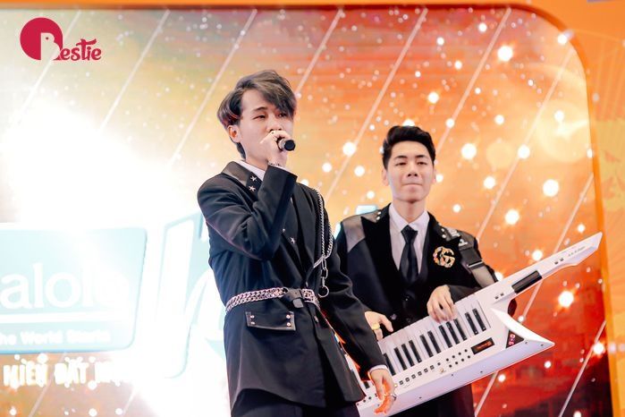 Hình ảnh mới nhất của K-ICM & Jack tái xuất sau khi hit khủng Sóng Gió
