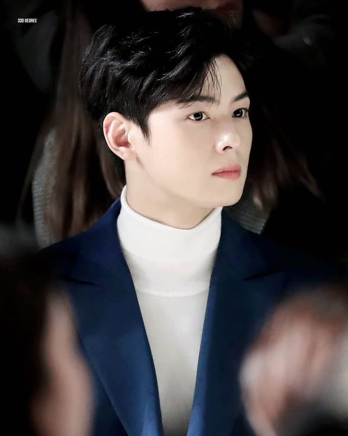 Hình mẫu dao kéo của đàn ông Hàn đứng đầu không phải Park Bo Gum