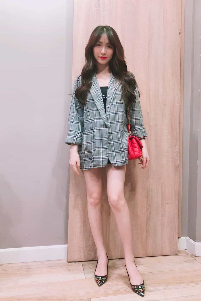 Hòa Minzy thanh lý túi hiệu, Hoài Lâm chuyển nghề lái xe kiếm sống