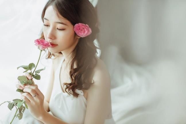 Hôn nhân nếu không hạnh phúc hãy cứ mạnh mẽ bước đi