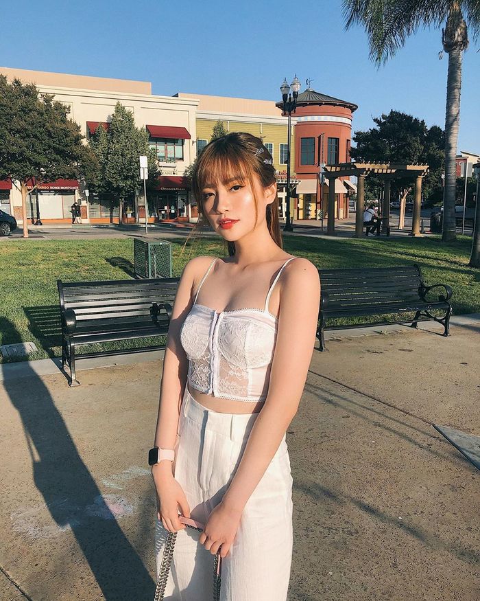 Hot girl Mai Diz tậu xế hộp tiền tỷ ở tuổi 19: Tích cóp 1 năm trời