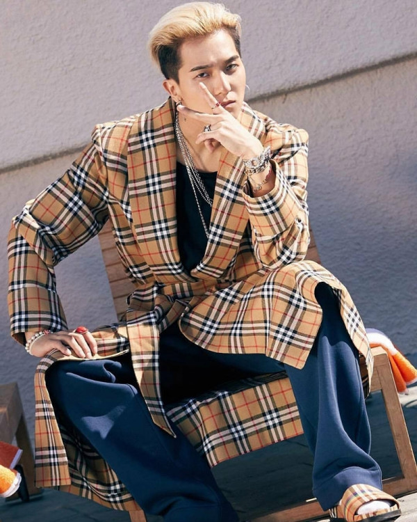 Sơn Tùng học hỏi đàn em của G-Dragon trong MV mới