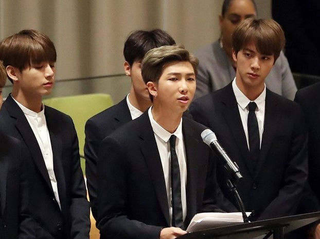 IQ đạt ngưỡng thiên tài, học siêu giỏi:RM (BTS) và loạt sao Hàn xứng d
