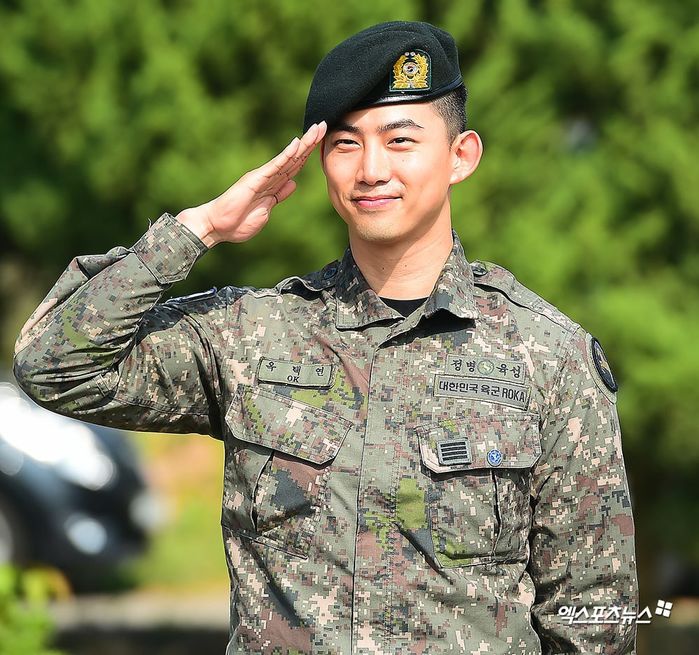 Kim Soo Hyun và loạt mỹ nam cực phẩm của showbiz Hàn xuất ngũ