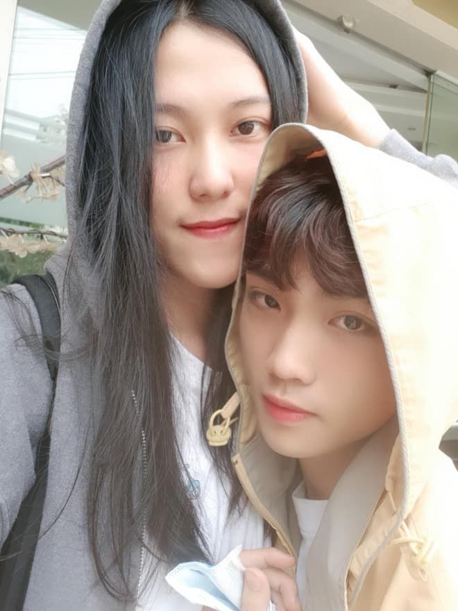 Lãng mạn như hai chàng trai LGBT có tướng phu thê