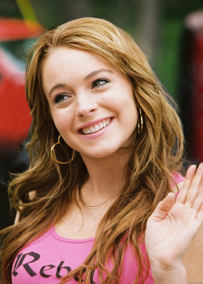 Lindsay Lohan tuổi 33: Từ nữ hoàng tuổi teen đến cú trượt đáng tiếc