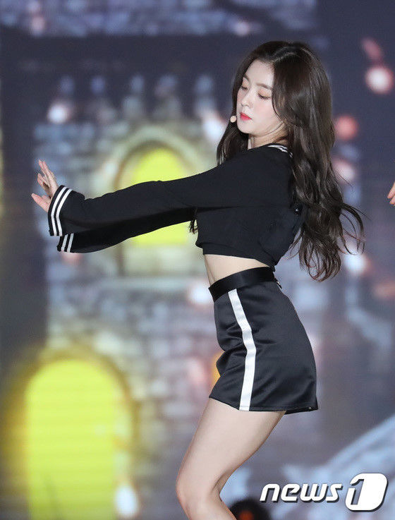 Loạt idol sinh năm 2000 “phá kén” thành công: Chứng minh đỉnh cao nhan