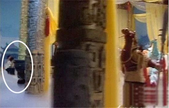 Khán giả dở khóc dở cười cùng nhau nhặt sạn Tây Du Ký 1986