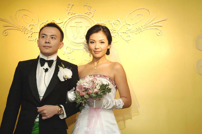 Lưu Đào - Ẩn sau gièm pha mang tiếng hám tiền là người vợ tào khang