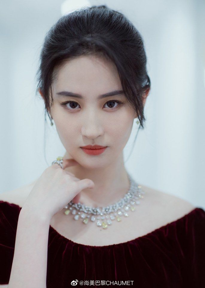 Mulan Lưu Diệc Phi với khí chất, nhan sắc đỉnh cao tại sự kiện