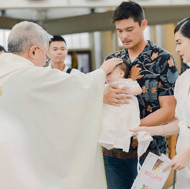 Marian Rivera làm lễ rửa tội cho con trai: Ai cũng trầm trồ vì cả bầu