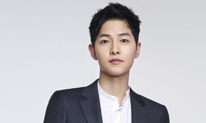 Mặt nạ của Song Joong Ki làm đại diện vừa bị giới skincare “cạch mặt”
