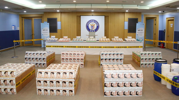 Mặt nạ của Song Joong Ki làm đại diện vừa bị giới skincare “cạch mặt”