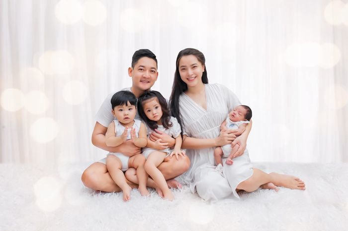 Mây Trắng hội ngộ sau 13 năm: Hải Băng đã là mẹ 4 con