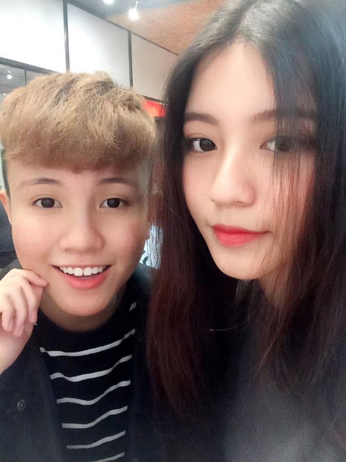 MC Quỳnh Chi và 2 cô gái xinh đẹp hạnh phúc với người tình đồng giới