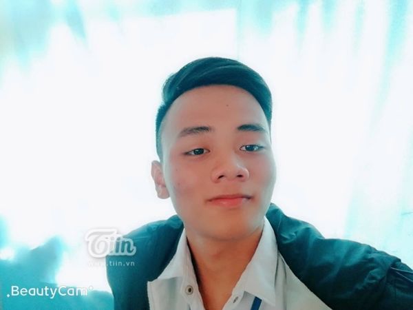 Nam sinh Cà Mau đạt điểm 9 môn Văn, 10 môn Sử