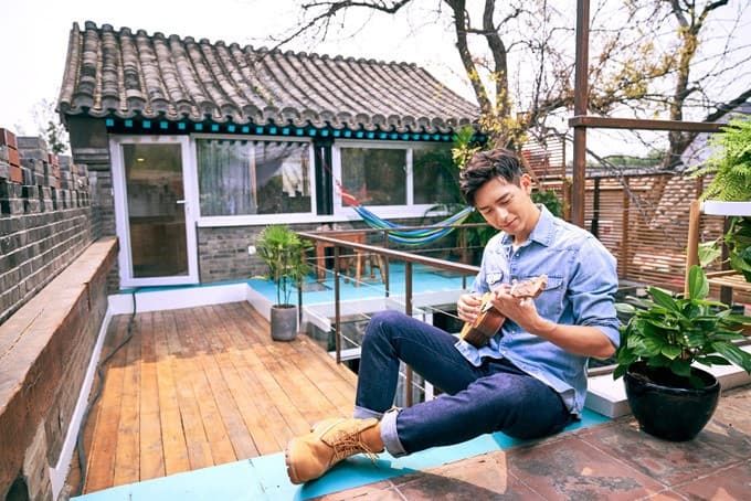 Nam thần du lịch xứ Trung gọi tên Lý Hiện Cá Mực Hầm Mật