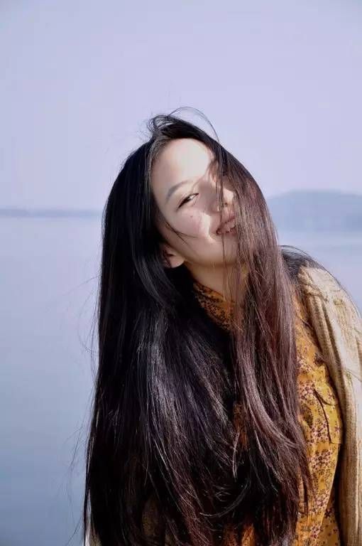 Này các cô gái, độc thân cũng là một niềm kiêu hãnh đấy nhé!
