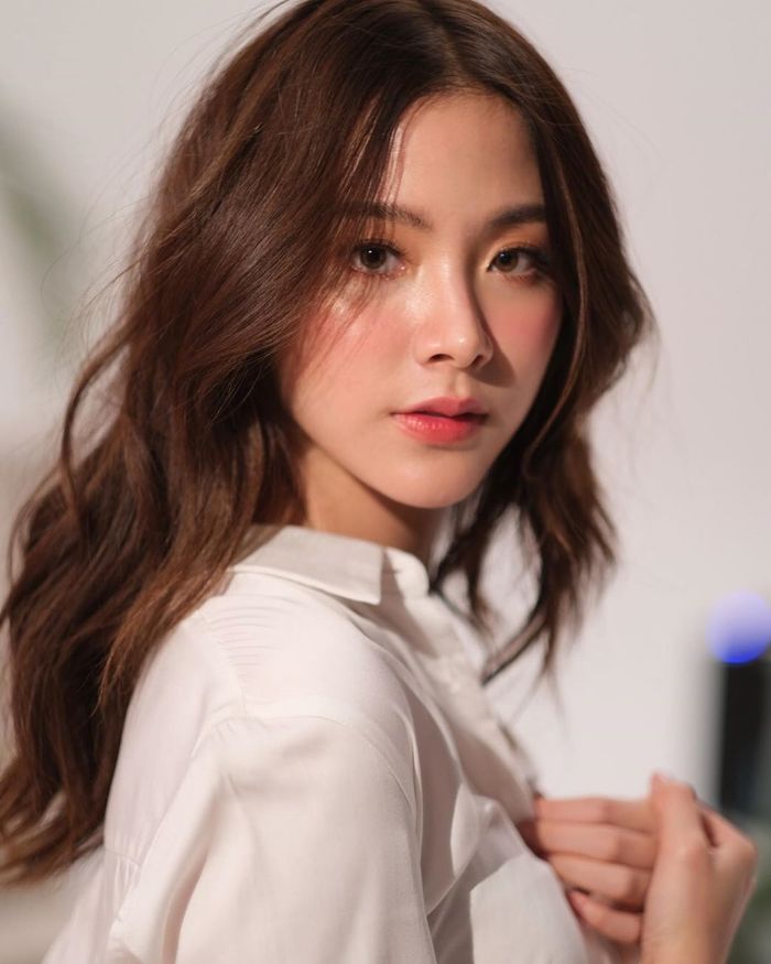 Nhan sắc vạn người mê của Baifern Pimchanok