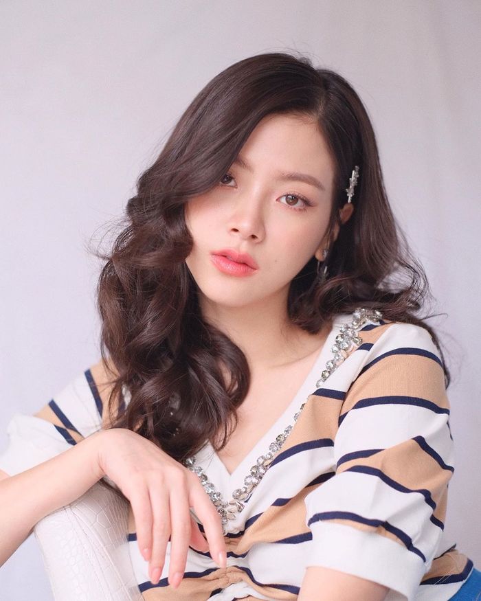 Nhan sắc vạn người mê của Baifern Pimchanok