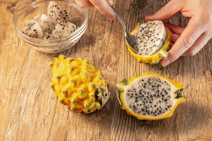Những loại trái cây có màu sắc cực lạ khác với bình thường