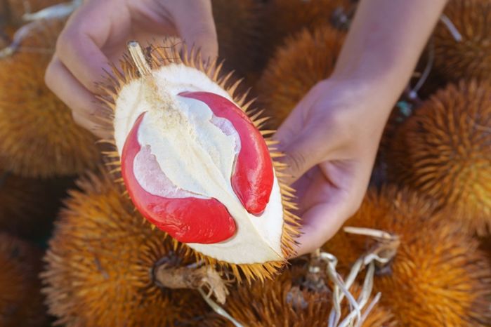 Những loại trái cây có màu sắc cực lạ khác với bình thường