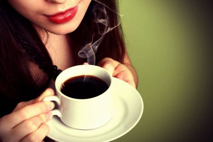 Những tác hại khi uống cà phê lúc bụng đói không phải ai cũng biết