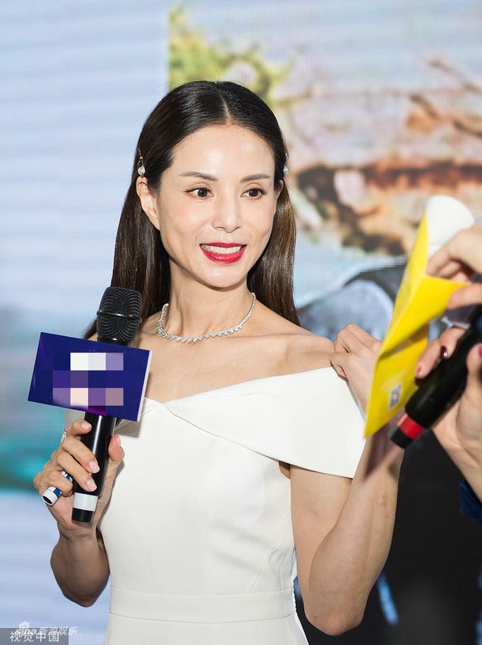 Những tượng đài nhan sắc C-biz không thể cãi lại được thời gian