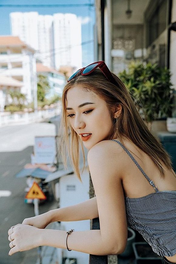 Sắc vóc nóng bỏng của những cô gái vàng trong làng tiểu tam bị ghét