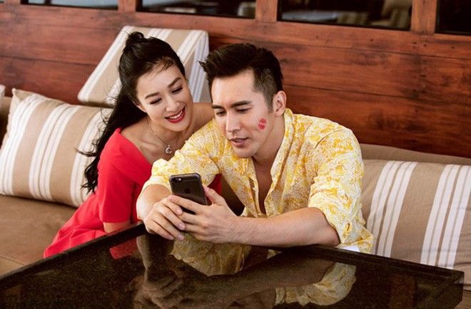 Sao nữ Châu Á lấy chồng bằng tuổi cháu: Chung Lệ Đề hơn chồng 12 tuổi