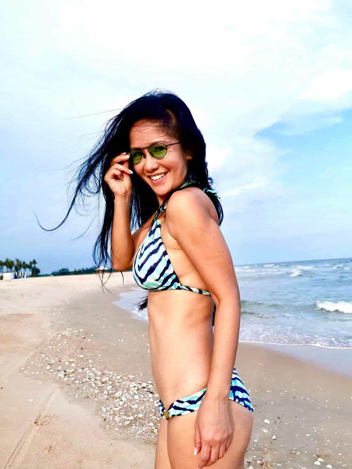 Sao nữ Việt U50-60 diện bikini thiêu đốt ánh nhìn