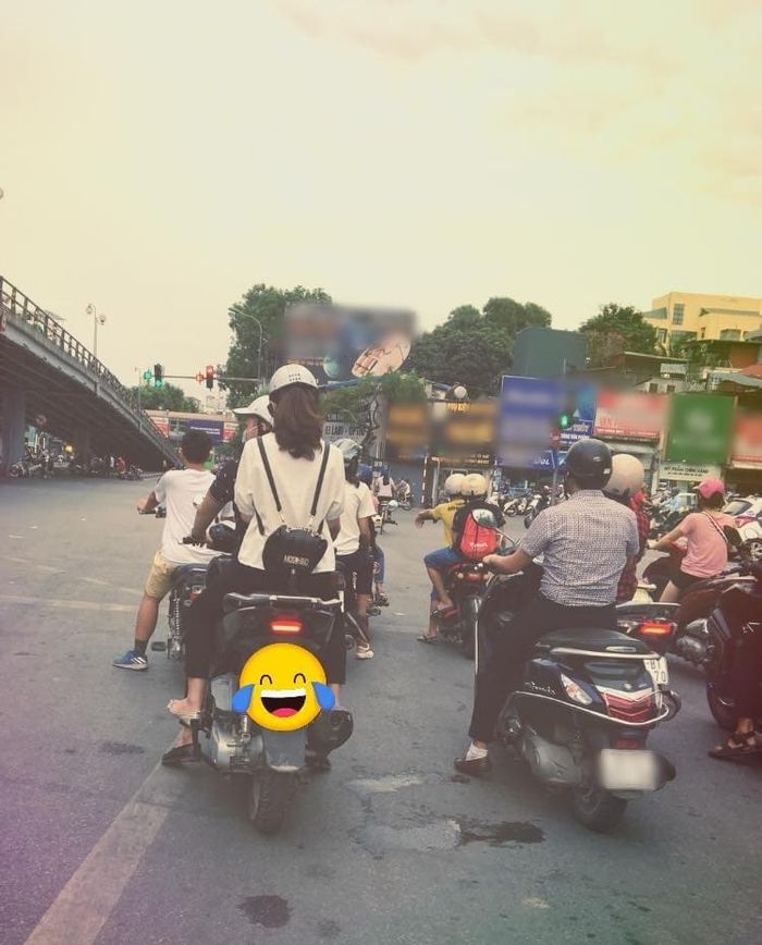 Sau một ngày, người thương bỗng hóa người dưng